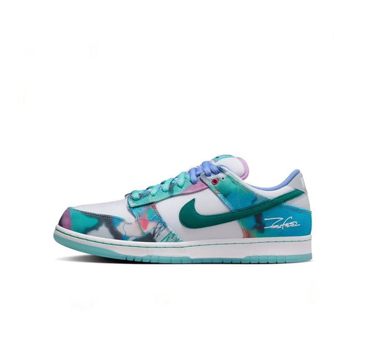 Nikee SB Dunk Futura